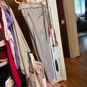 Gray plaid paper bag pant